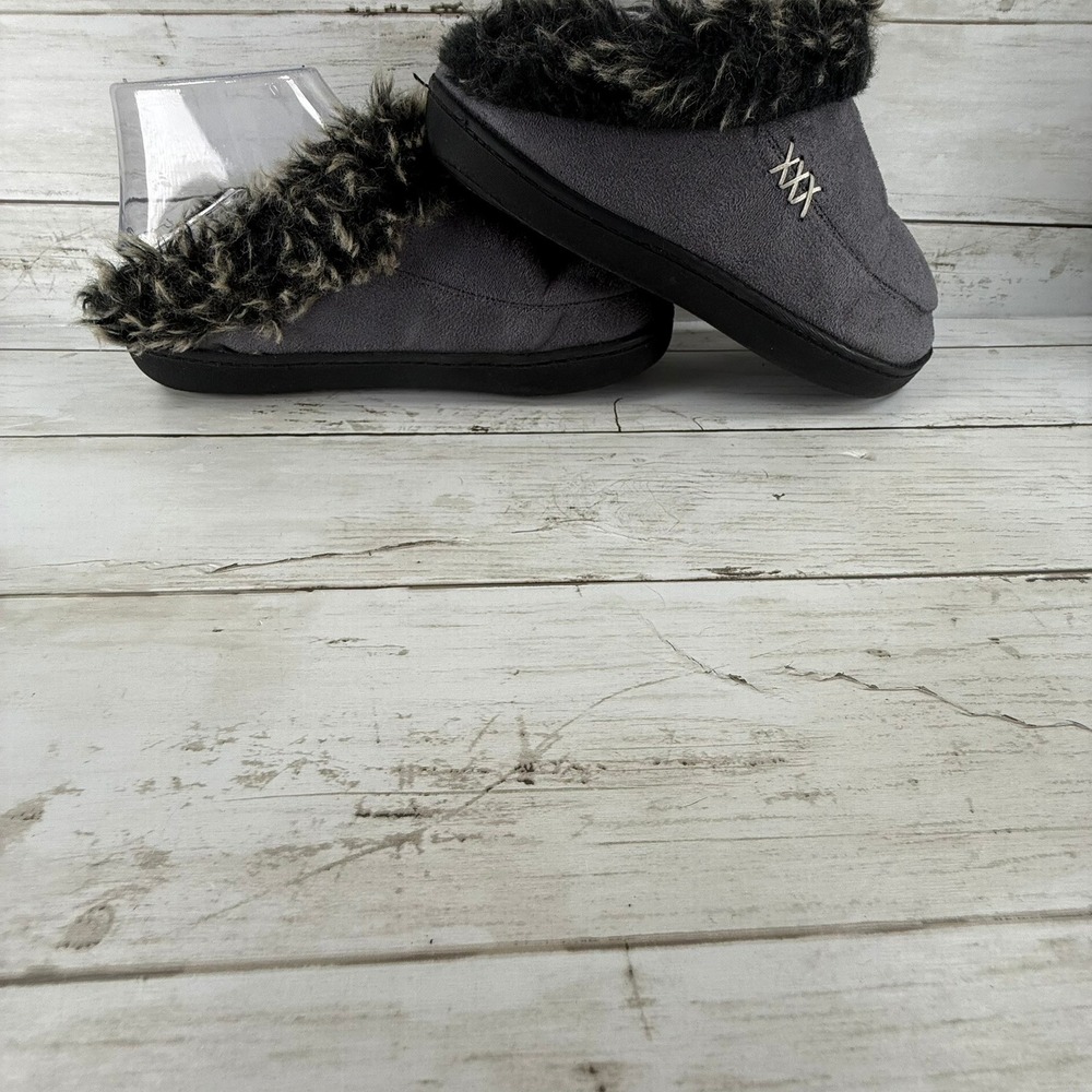 NewDenber Womens Grey Faux Suede Slippers Faux Fur Lined House Shoes Slip On